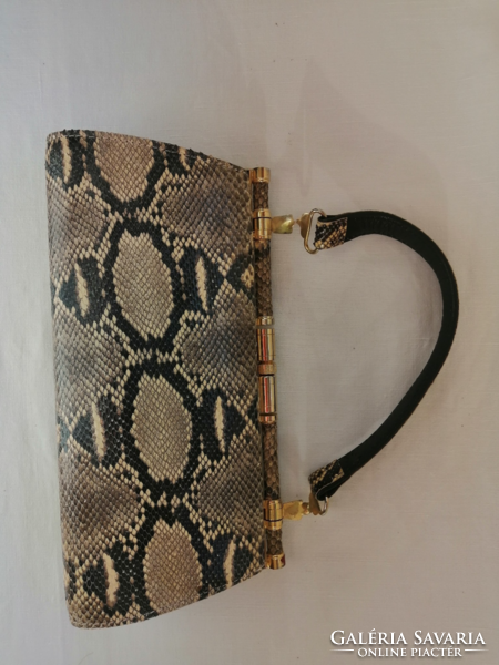Kígyóbőr táska, ridikül az 1970-es évekből