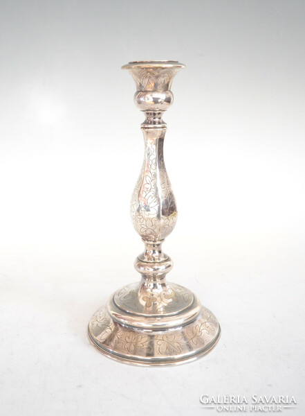 Silver candle holder with delicately chiseled leaf decor (ngy2)