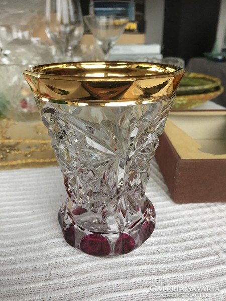 Beautiful carved, polished, richly gilded crystal glass commemorative glass in original box (m128)
