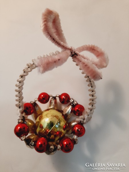 Gablonz glass and chenille Christmas tree ornament, basket, 8 cm