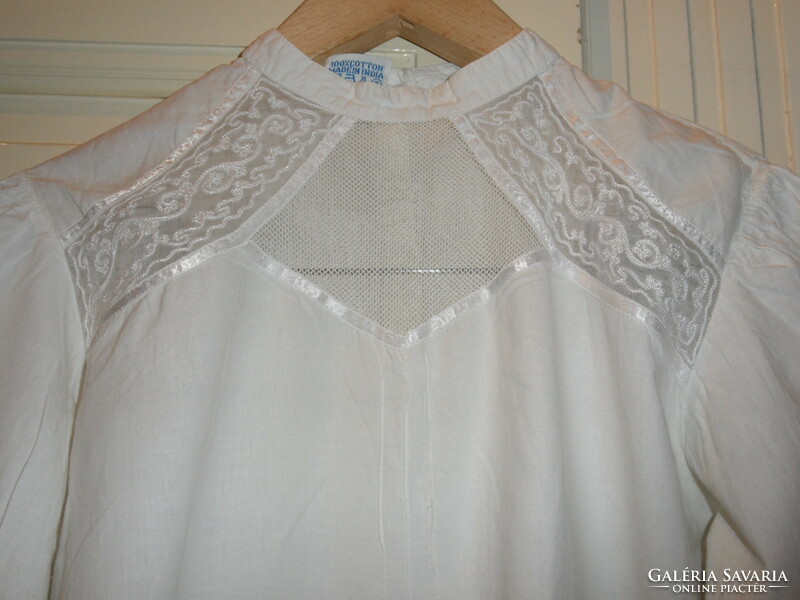 White Indian women's blouse, top (m)