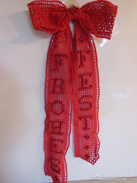 Christmas - 60 x 9 cm - hand crocheted - embroidered with pearls - ribbon - deep red - flawless
