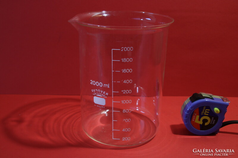 2 Liter glass measuring cup flawless