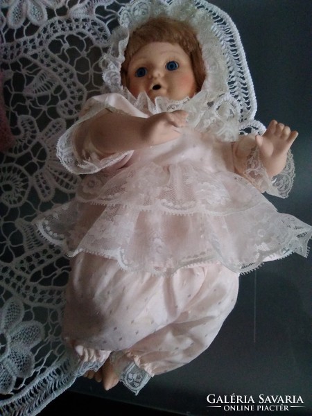 Promenade porcelain doll collection marked, serially numbered for doll collectors!