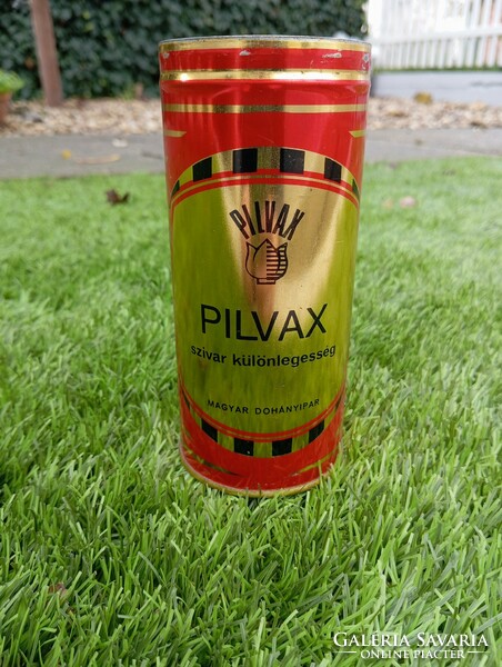 Retro Hungarian box. Pilvax tobacco
