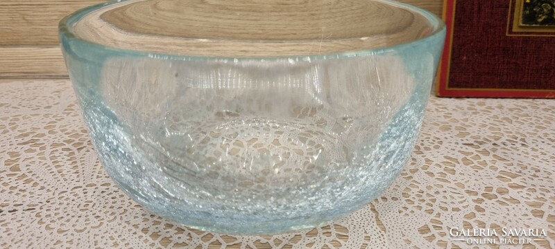 A rarer veiled glass bowl