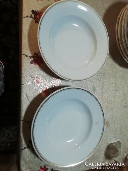 Zsolnay porcelán tányér 2 db Antik 41 képeken látható állapotban