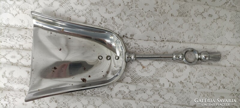 Silver-plated chipping shovel