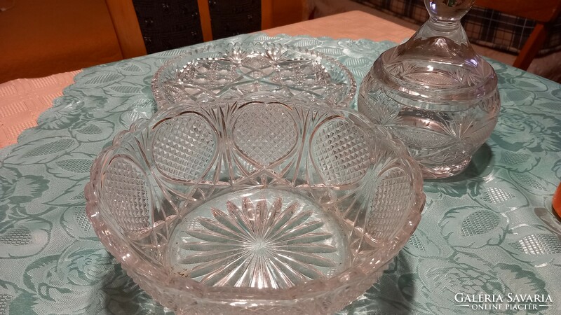 Large lead crystal bowl with a diameter of 25 cm