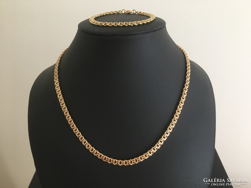 14 Ct gold necklace and bracelet set 45.43 g