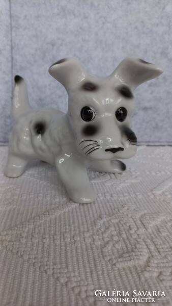 Retro porcelain spotted dog, hand painted, 10 x 15 x 9.5 cm