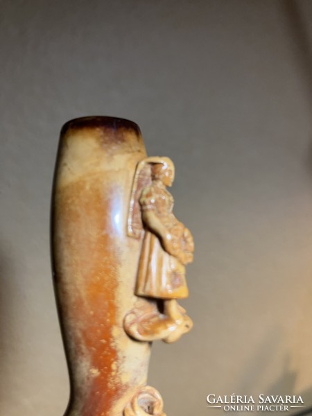 Tajtekkő earring with a carved female figure - 1800s 2311 18