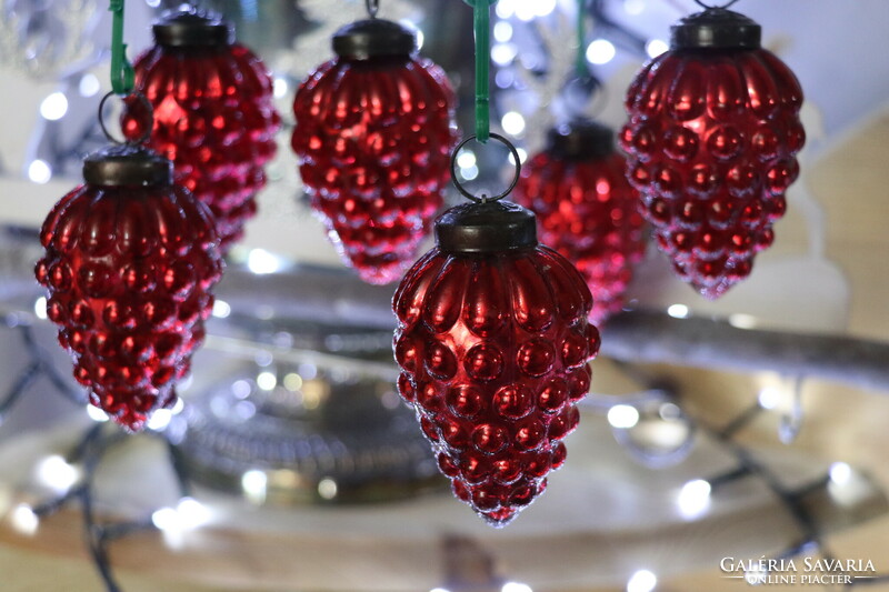 Blackberry-shaped metal Christmas tree decoration