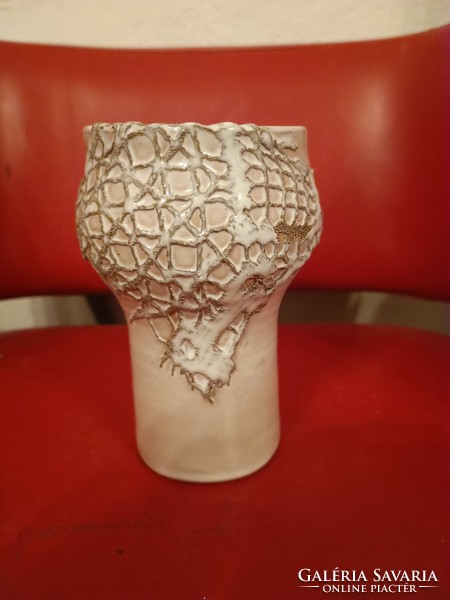 Különleges mintázatú kerámia váza