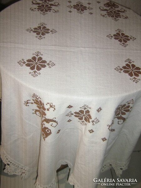 Beautiful hand-embroidered brown cross-stitch crochet edge woven needlework tablecloth