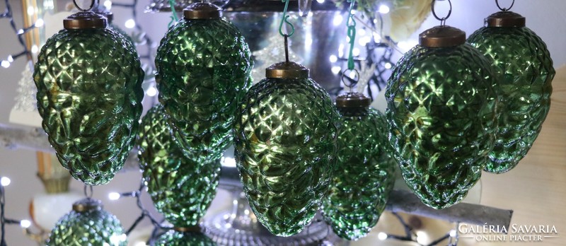 Fém szerelékes olajzöld színű karácsonyfadíszek
