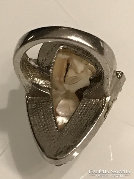Gyöngyház berakásos gyűrű kristályokkal keretezve, 19 mm belső átmérő