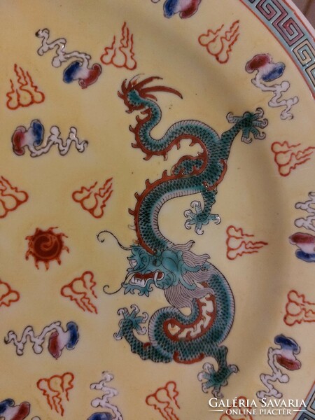 Sárkányos kínai tányér