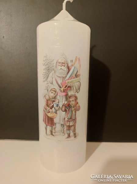 Candle with a Christmas motif