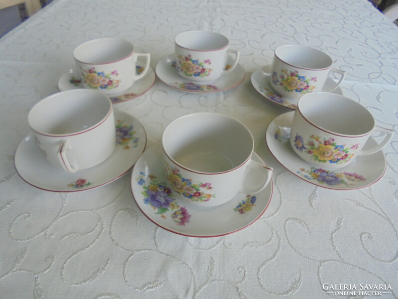 Virágmintás, Zsolnay 6 személyes  teáscsésze tányérral