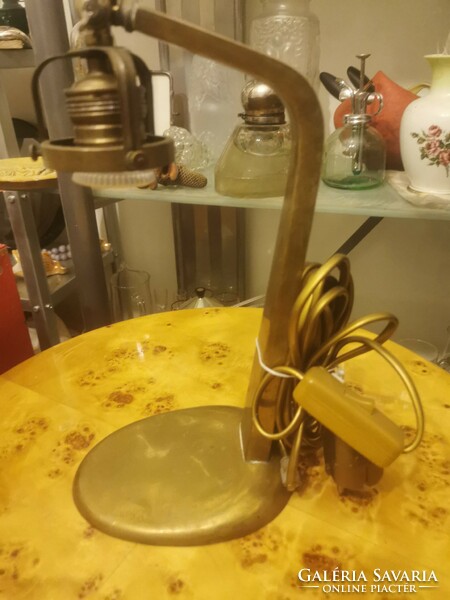 Antik sárgaréz asztali lámpa