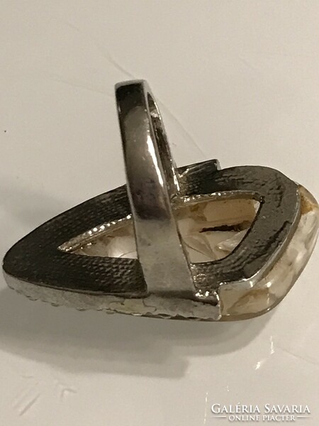 Gyöngyház berakásos gyűrű kristályokkal keretezve, 19 mm belső átmérő
