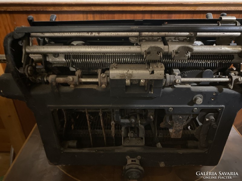 Olympia antik írógép