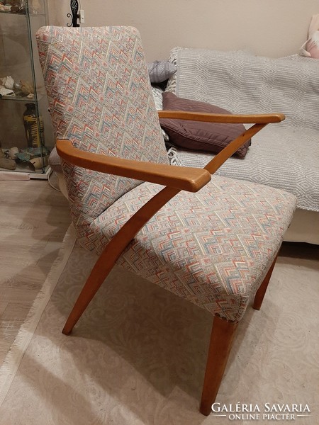 Különleges formájú retro  47cm ülésmagasságú karosszék / szék / fotel