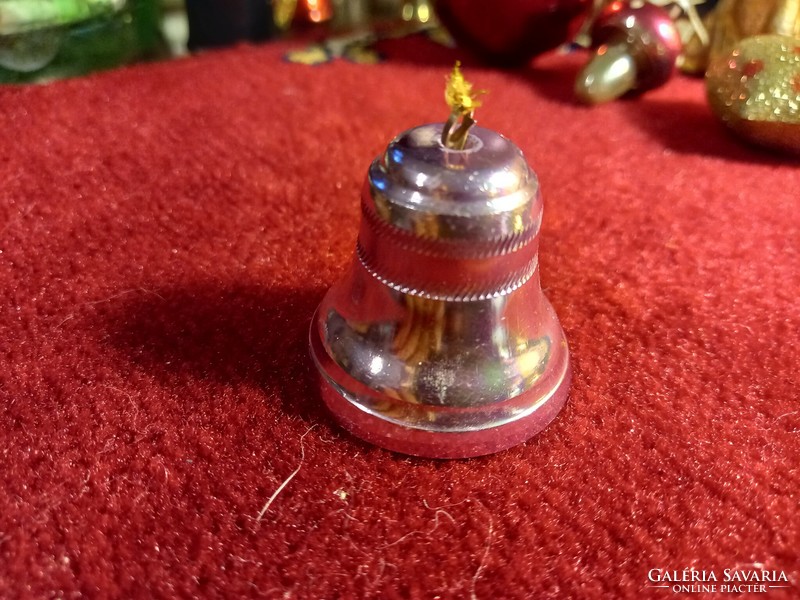 Aluminum bell Christmas tree ornament