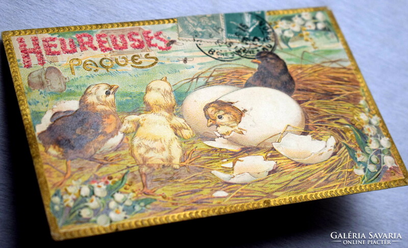 Antik dombornyomott Húsvéti üdvözlő képeslap -csibék, gyöngyvirág  1907ből