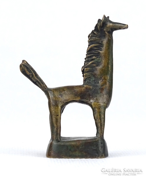 1H486 Kisméretű bronz ló szobor lovas kisplasztika 5 cm