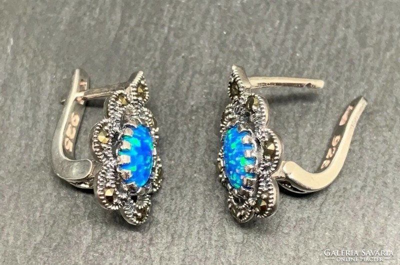Kék opál drágaköves, sterling ezüst füli /925/  - új, sok kézműves ékszer !