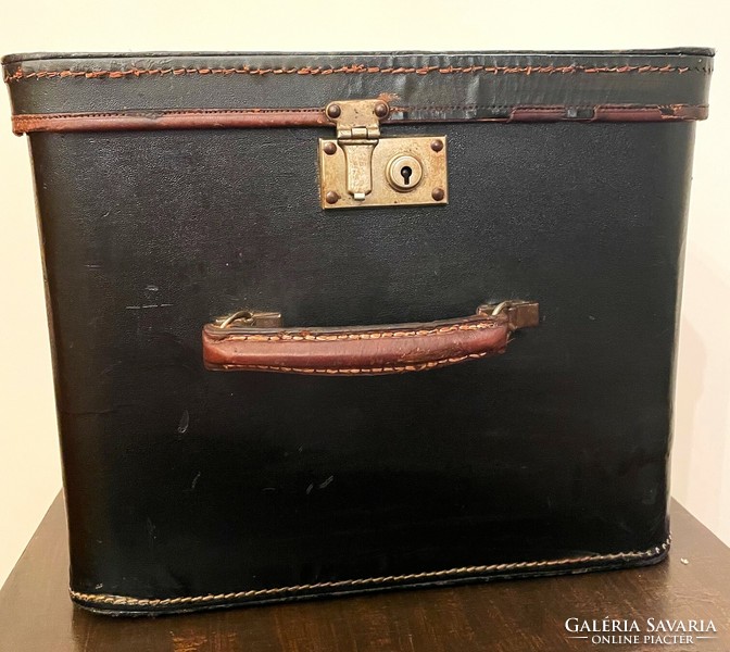 Antik utazótáska, pipere utazó táska, kézipoggyász, kézi bőrönd