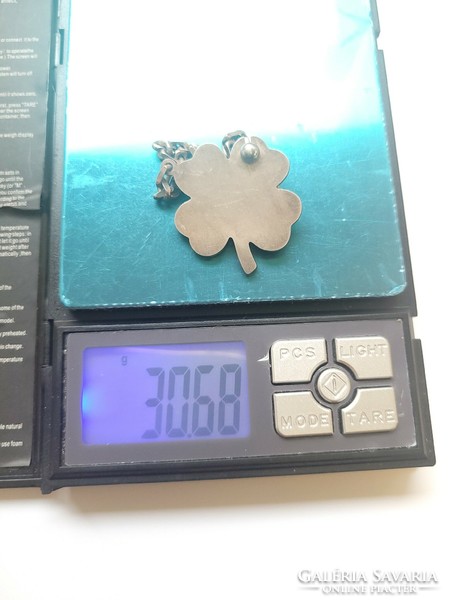 Solid silver clover pattern chain key ring!