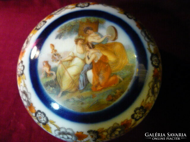 Old Altwien porcelain bonbonier 2311 18
