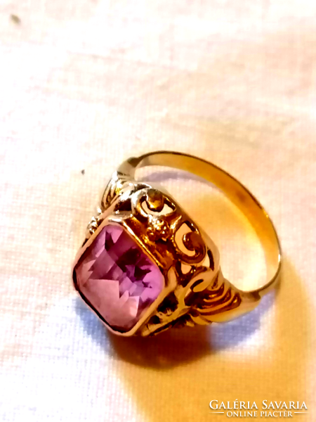 Vintage style gold ring 36.