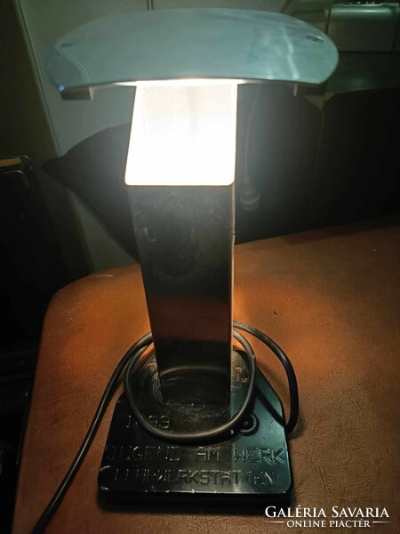 Asztali lámpa chromeozot