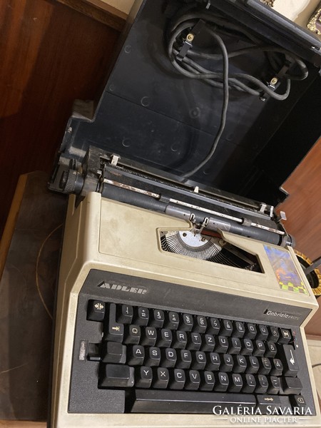 Adler Gabriele electric írógép