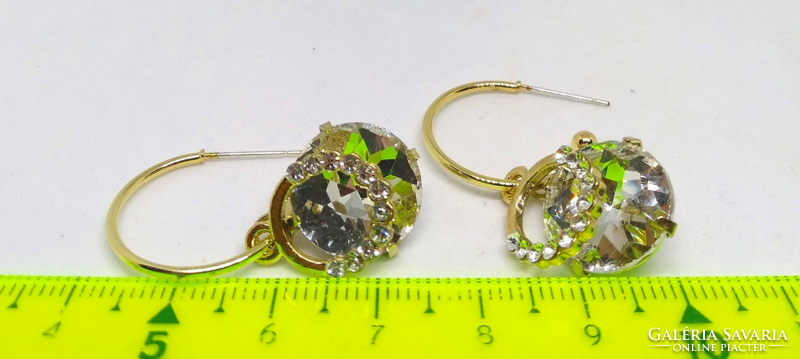 Gold-colored faceted round clear crystal earrings 334