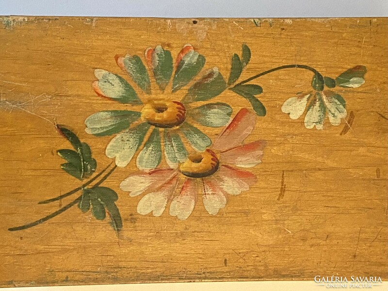 Antique wooden storage box with romantic flower painting 36 x 19 x 11.5 Cm