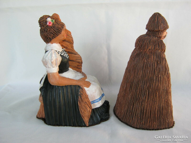 Ceramic folk costume couple 20 cm