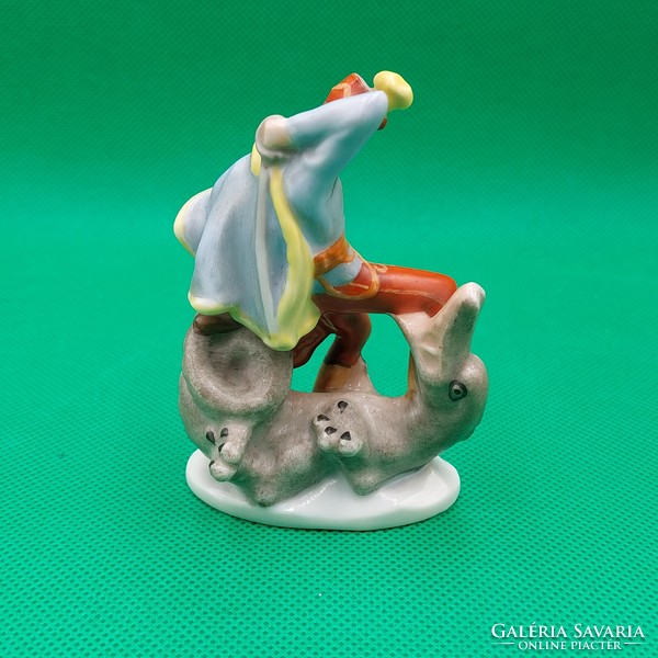 István Lőrincz heroic porcelain figurine of John the Dragon Slayer from Herend
