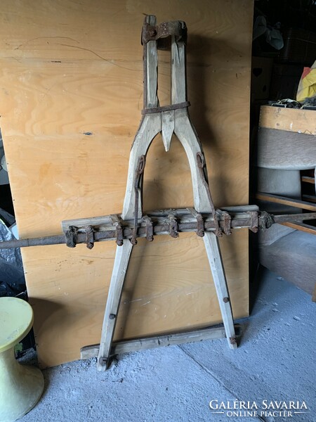 The front of an old cart chassis from the attic is in very good condition