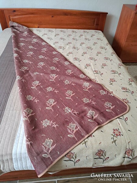 Gyönyörű virágos ágytakaró takaró terítő asztalterítő nosztalgia darab