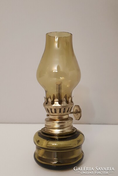 Kisméretű üveg petróleum lámpa 10 cm