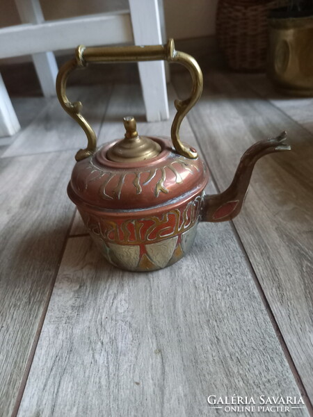 Interesting antique copper jug (15x16.5x11 cm)
