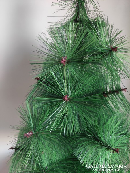 Nagyon elegáns kis retro műfenyő karácsonyfa tappal együtt