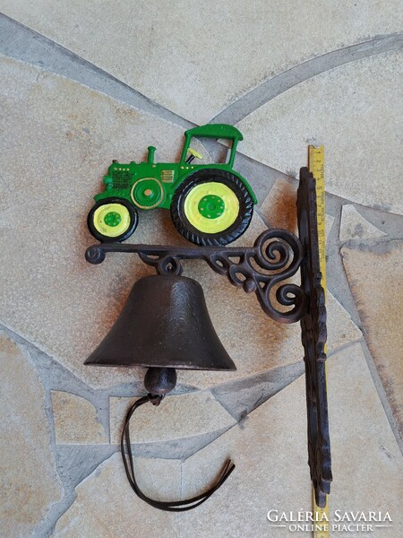 Cast iron large tractor tractor zetor john deere ringing pigeon bell, door ornament