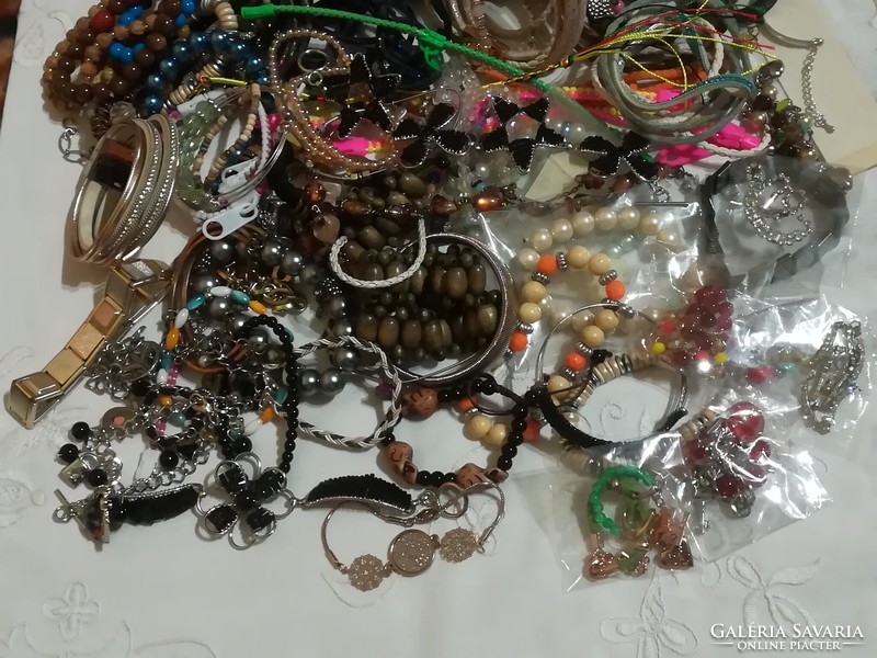 Bracelet package, 120 bijou bracelets, bracelets, bangles.
