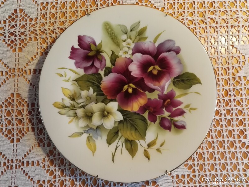 English porcelain plate, wall decoration, offering, 28cm.
